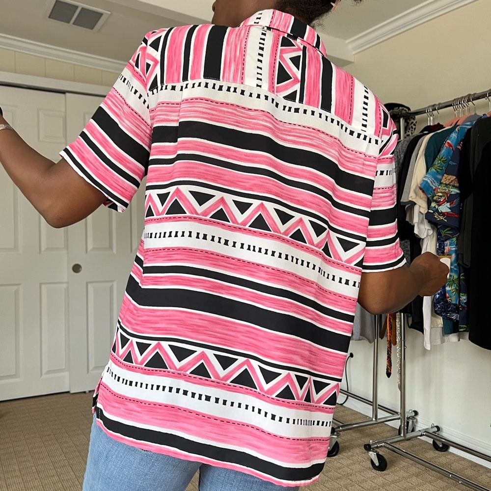Black and pink funky design button up blouse shirt top Alfred Dunner size 10 - Picture 4 of 7